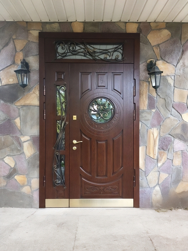 С отбойником и стеклами